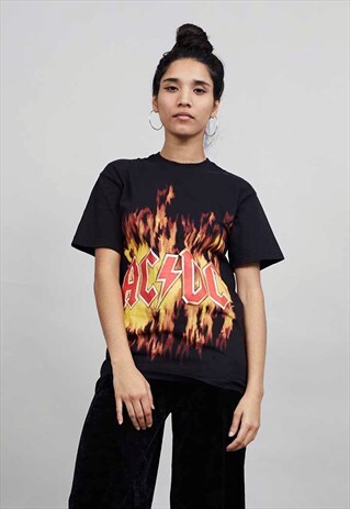VINTAGE BLACK AC/DC BAND T-SHIRT