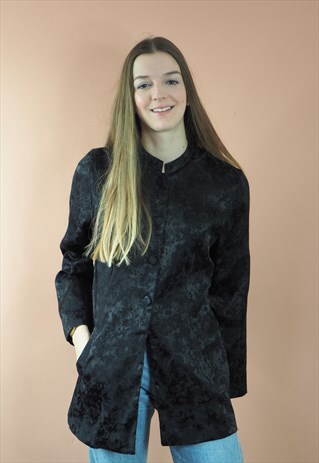 VINTAGE BLACK COLLARLESS JACKET