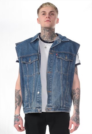 VINTAGE LEVI'S SLEEVELESS DENIM JACKET