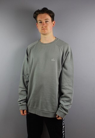 VINTAGE ADIDAS SWEATSHIRT IN GREY WITH EMBROIDERED LOGO. SIZ