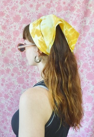 NATURAL TIE DYE BANDANA