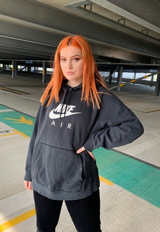 VINTAGE NIKEBLACK OVERSIZED HOODIE