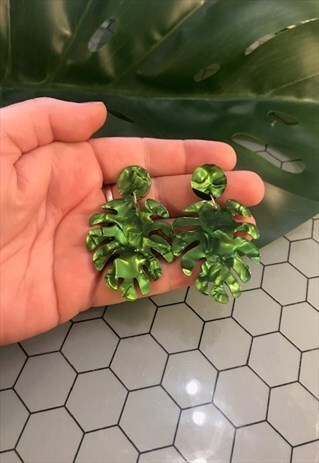 MONSTERA LEAF EARRINGS