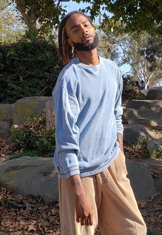 90S PREPPY SKATER PALE BLUE RIBBED SWEATSHIRT MEDIUM