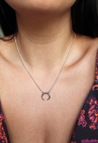 THEA SILVER NECKLACE