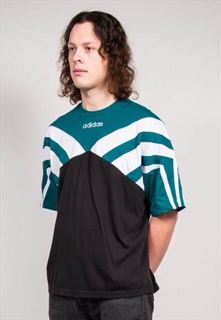 VINTAGE 90'S ADIDAS T-SHIRT