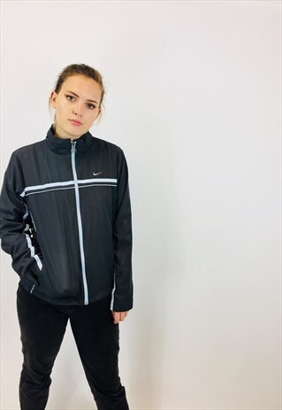 VINTAGE NIKE EMBROIDERED WINDBREAKER JACKET