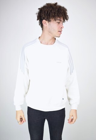 VINTAGE 90'S ADIDAS SWEATSHIRT