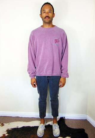 MINIMALIST SKATER SURFER WASHED OUT COLLEGIATE SWEATSHIRT