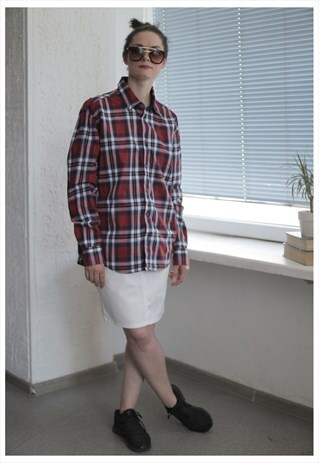 VINTAGE 90'S RED CHECKED BUTTON UP SHIRT