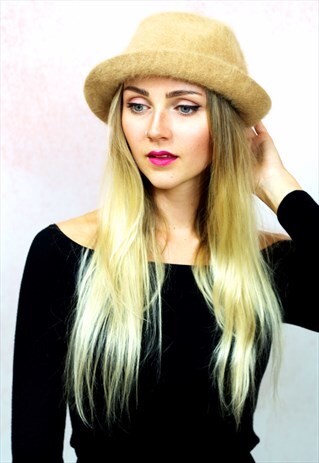 1970S VINTAGE LIGHT TAN TRIBLY HAT