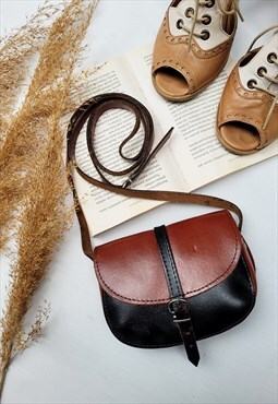 Vintage 70s brown leather mini crossbody bag