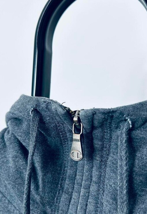 garment image
