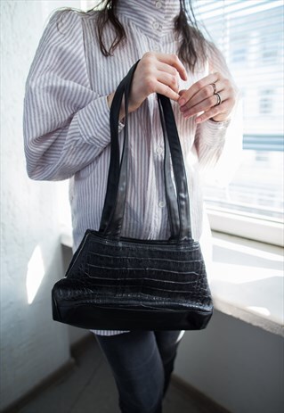 VINTAGE 80'S BLACK CROCODILE SKIN LOOKS SHOULDER BAG