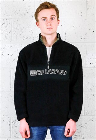 1/2-ZIP LARGE SPELLOUT LOGO FLEECE