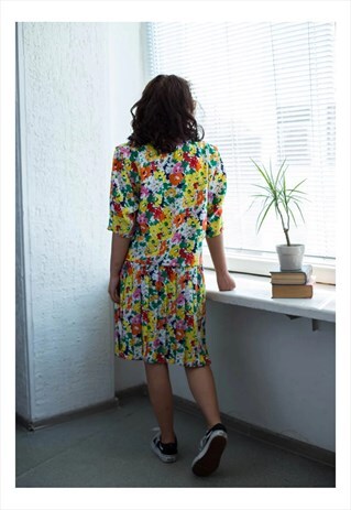 VINTAGE 80'S MULTICOLOUR FLOWER PRINT PLEATED BOTTOM DRESS
