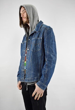 VINTAGE 90S ENGINEERED TAILORED FIT LEVIS DENIM JACKET