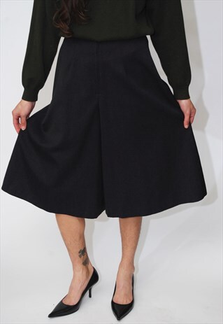 VINTAGE PALAZZO SHORTS (26) BLACK 70S GAUCHO CULOTTES WIDE
