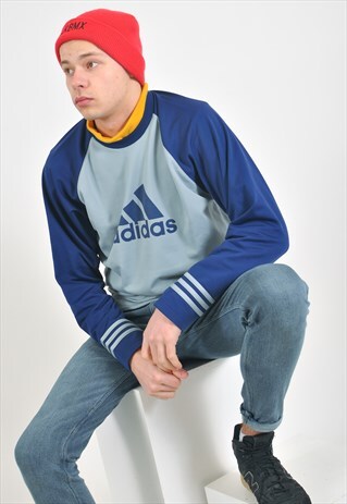 VINTAGE ADIDAS SWEATSHIRT