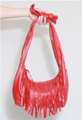 VINTAGE 1980'S SLOUCHY RED FRINGED LEATHER SHOULDER BAG