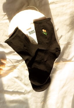 Black Tulip Motif Embroidered Socks