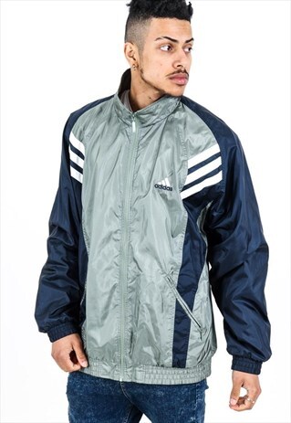 VINTAGE ADIDAS TRACK JACKET J372