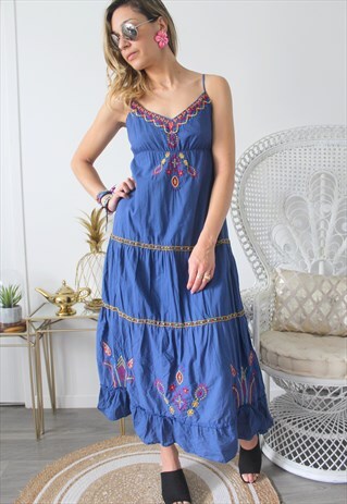 VINTAGE DRESS