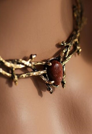 SKADI GODDESS OF WINTER THORN GOLD CHOKER GOLDSTONE