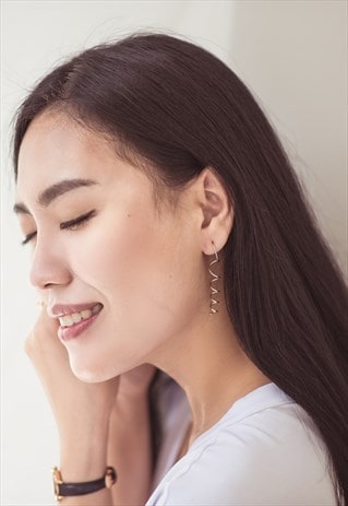 MIA SWIRL GOLD EARRINGS