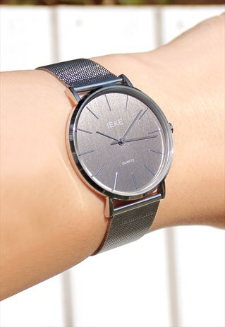 CLASSIC ALL SILVER MESH WATCH
