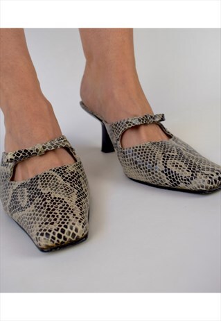 VINTAGE 90S ITALIAN LEATHER SNAKESKIN SLIP ON MULES 7