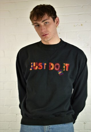 VINTAGE 90'S NIKE SWEATSHIRT
