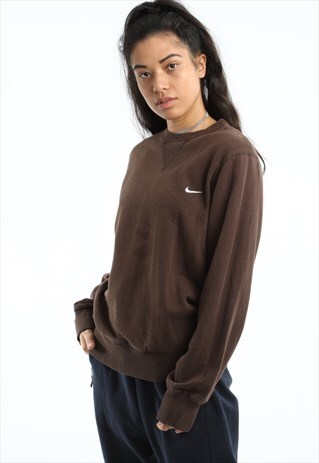 90S NIKE EMBROIDERED LOGO SWEATSHIRT