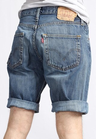 VINTAGE LEVI'S DENIM SHORTS