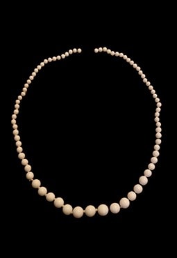 60's Vintage Ladies White Glass Bead Necklace