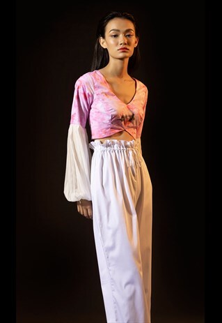 RUCHED HIGH-WAISTED STRAIGHT PANTS IN WHITE