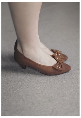 VINTAGE 80'S BROWN BOW MIDI HEELS