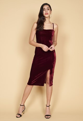 JENNIFER THIGH SLIT STRAPPY VELVET DRESS IN RED
