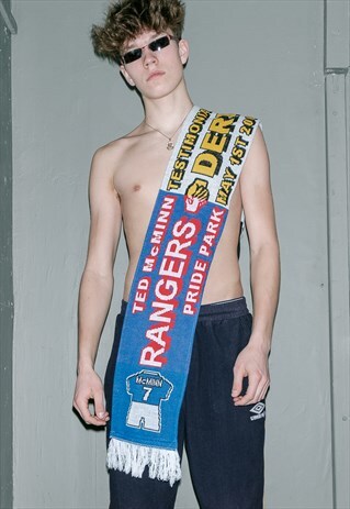 VINTAGE FOOTBALL SCARF
