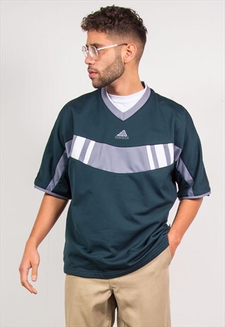 VINTAGE ADIDAS SHORT SLEEVE SWEATSHIRT T-SHIRT