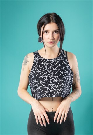 CROP TOP WITH ABSTRACT TRIANGLE PATTERN IN BLACK