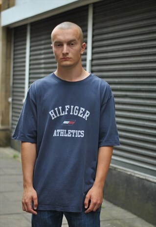 VINTAGE TOMMY HILFIGER SPELL OUT TSHIRT