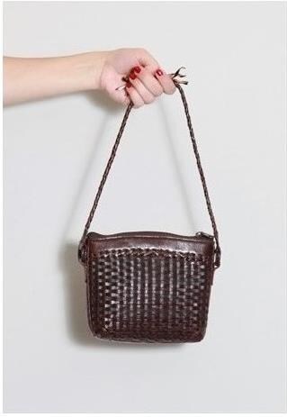 VINTAGE 1970'S SMALL BROWN WOVEN SHOULDER BAG