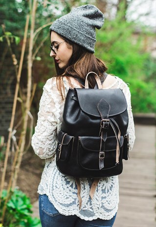 THE BLACK LEATHER RUCKSACK