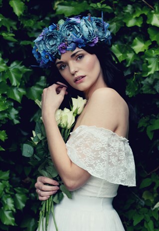 TEAL FLOWER HEADPIECE