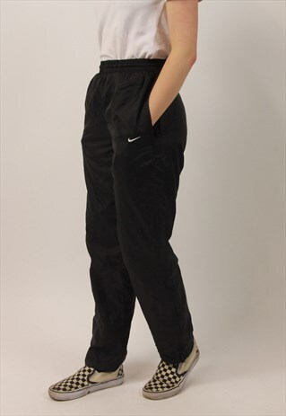 VINTAGE NIKE 90S SHELL PANTS