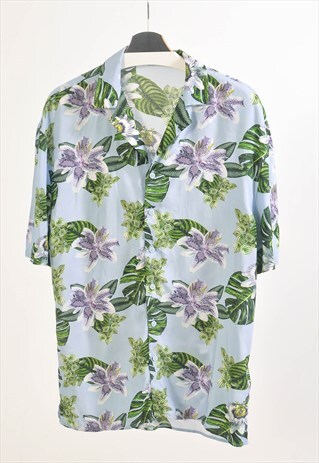 VINTAGE 00S SHIRT IN HAWAII PRINT