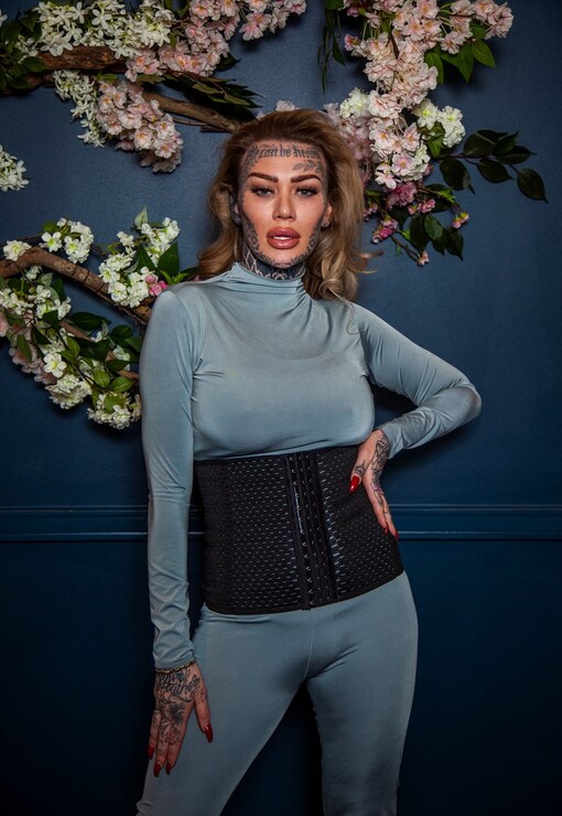 garment image