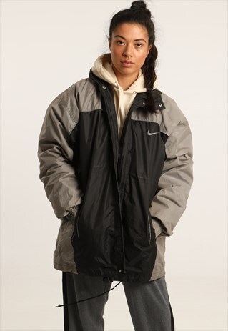 VINTAGE NIKE PADDED JACKET