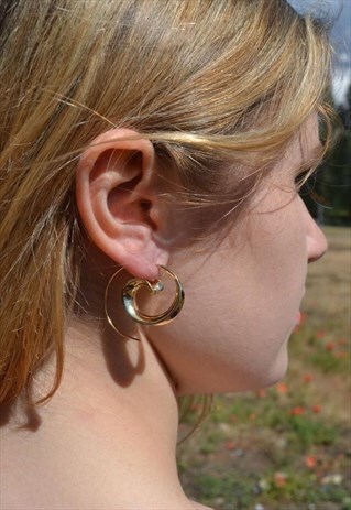 GOLD SWIVEL HOOP EARRINGS